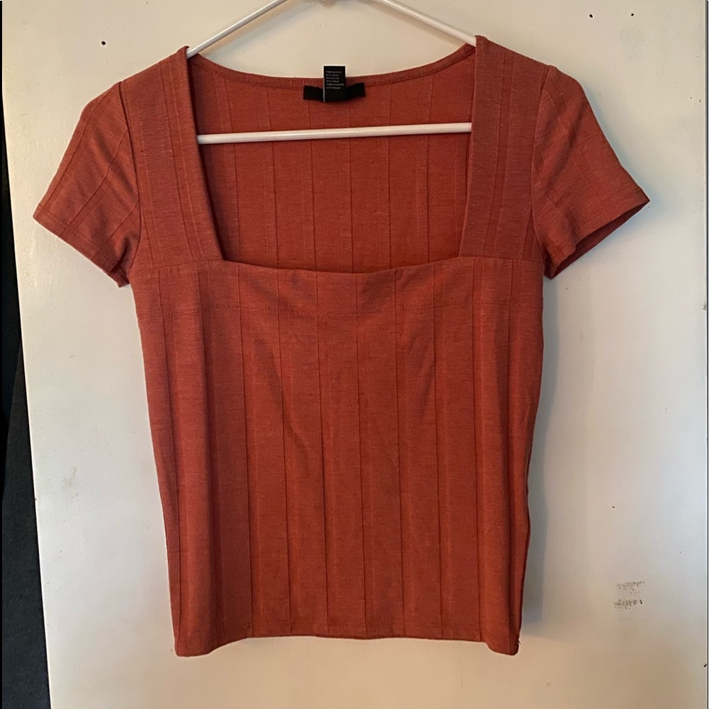 Pink Short Sleeve Top! (S)